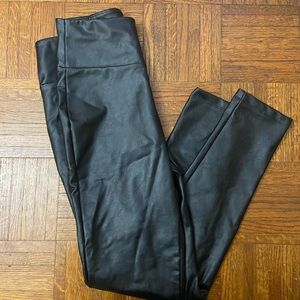 Small Kendall & Kylie leather leggings